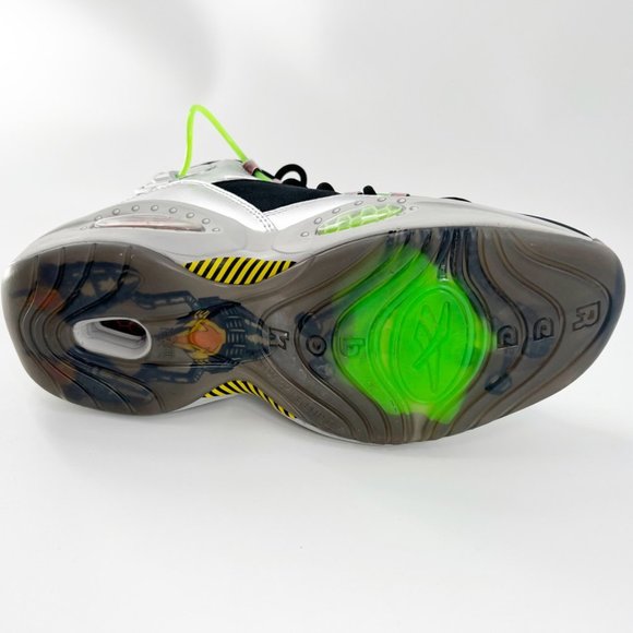 Reebok Question Mid Men's Basketball Sneaker Shoe Limited Minions Gru Lab FW7548 - Picture 12 of 12